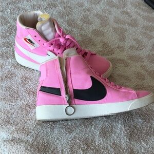 Nike Women's Pink and Black High-Top Sneakers